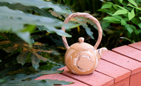 張麗玲 × 周蓮嬌｜陶氣小白兔